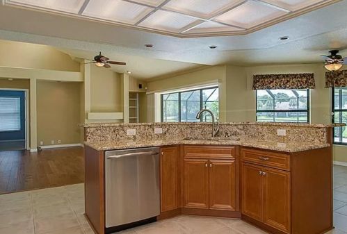 4455 Bardsdale Dr, Palm Harbor FL  34685-2601 exterior