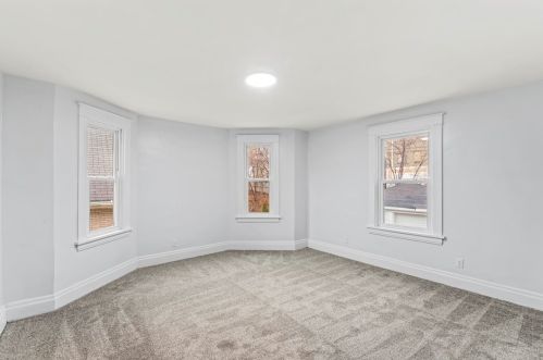 809 Berkshire Ave, Pittsburgh PA  15226-2137 exterior