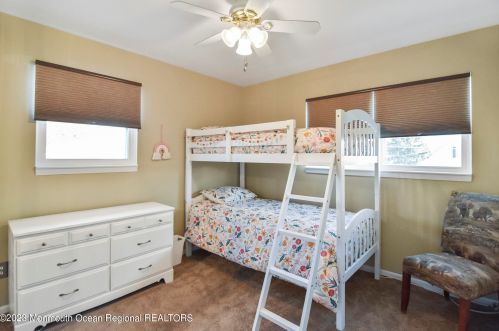 16 Galway Dr, Hazlet NJ  07730-1112 exterior