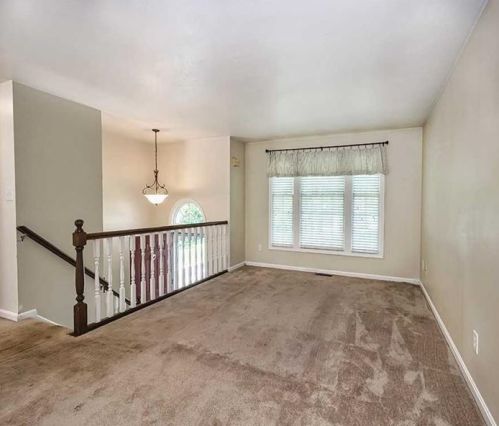 544 Cherryhill Dr, Bridgeville, PA 15017-1175