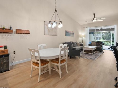 6196 Mandalay Cir, Naples FL  34112-1908 exterior