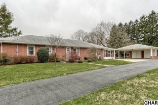 204 Frederick St, Highspire, PA 17034-1301