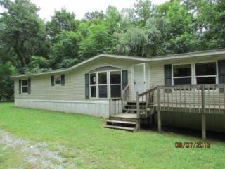 165 Jackson Ln, Jacksboro, TN 37757-3027