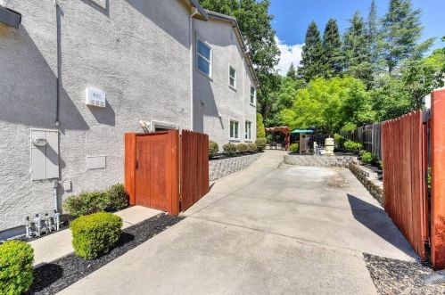 648 Henry St, Folsom CA  95630-7737 exterior