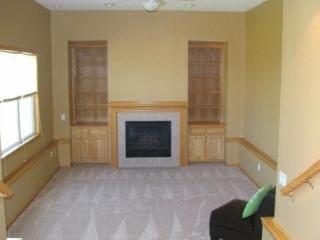 2687 157th St, Des Moines, IA 50325-4615