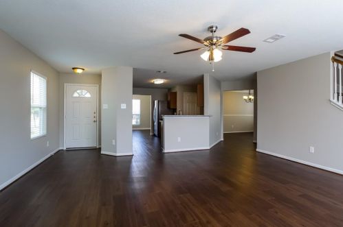 16728 Foursquare Dr, Conroe TX  77385-2502 exterior