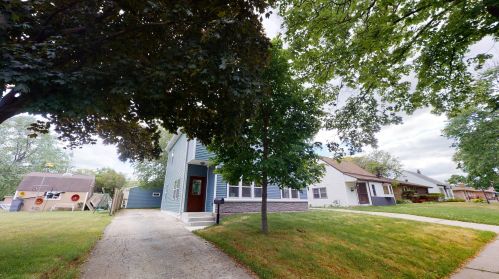 2917 Bottsford Ave, Milwaukee, WI 53221-2128