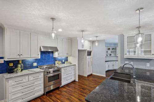 7507 Cliffbrook Dr, Dallas TX  75254-8012 exterior