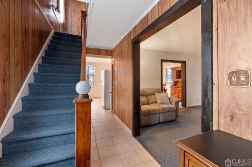 400 Douglas Ave, Avenel NJ  07001-1108 exterior