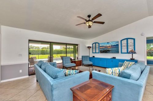 1933 Countess Ct, Naples FL  34110-1005 exterior