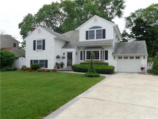 43 Barbara Dr, South Setauket, NY 11720-2701