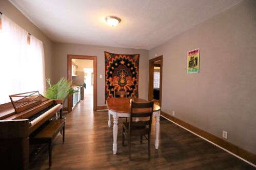 30 Eastern Ave, Covington KY 41018-1922 exterior