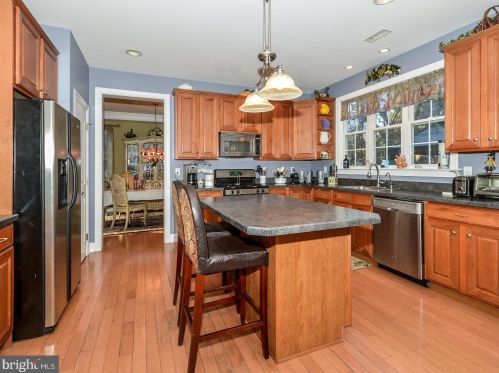 941 Bristol Rd, Southampton PA  18966-1359 exterior