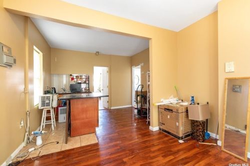 115-11 126th St, Jamaica, NY 11420-2205