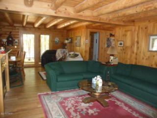 1020 Wintergreen Ct, Hawley PA  18428-8329 exterior