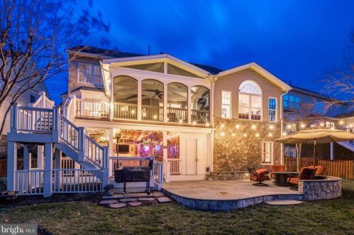 19069 Quiver Ridge Dr, Leesburg, VA 20176-8447