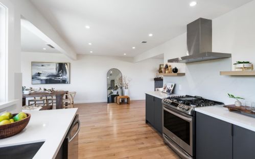 347 Paramount Dr, Millbrae CA  94030-1324 exterior