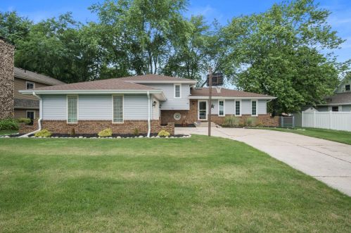 938 Greenwood Ave, Crown Point IN  46307-4504 exterior