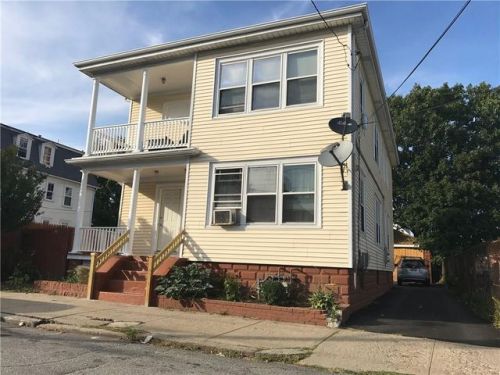 105 Bellevue Ave, Providence, RI 02907-2767