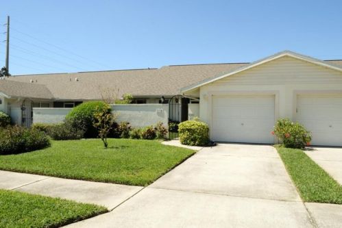 1398 Las Verdes Ct, Titusville, FL 32780-8732