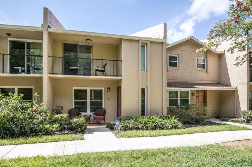 926 Park Lake Cir, Maitland, FL 32751-6343