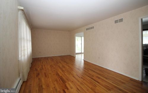 502 6th St, Lansdale PA  19446-2742 exterior