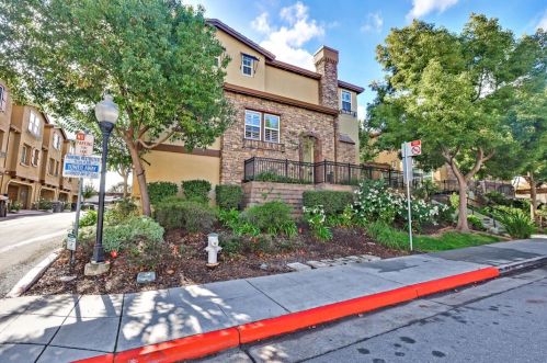 251 Ficus Ter, Sunnyvale, CA 94086-6549