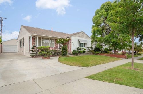 3606 Capetown St, Lakewood, CA 90712-1436