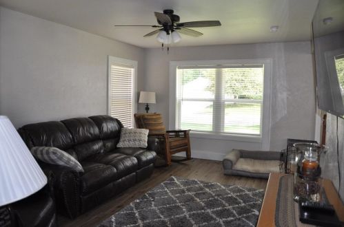 2053 105th St, Milwaukee WI  53227-1209 exterior