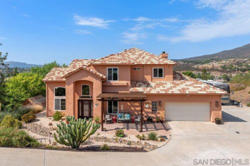 1497 Miss Elle Way, Alpine CA  91901-3981 exterior