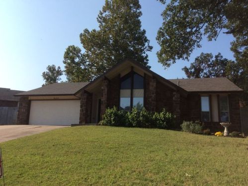 1620 Kingsway St, Sapulpa, OK 74066-2579