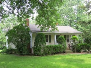 2734 Bradley Rd, Cleveland OH  44145-1707 exterior