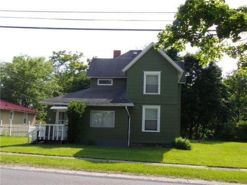 9 East Ave, Shortsville, NY 14548-9761