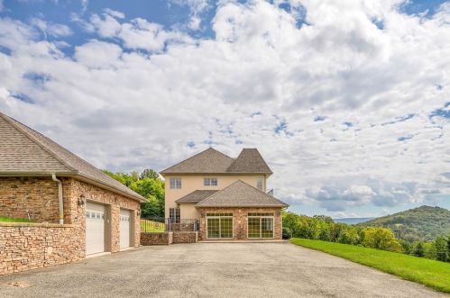 311 Ross Rd, Ligonier, PA 15658-3624