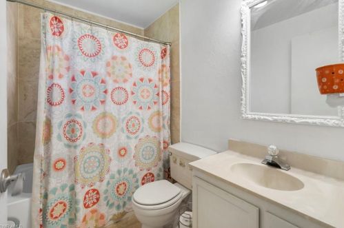 316 Robert Ave, Lehigh Acres FL 33936-4338 exterior