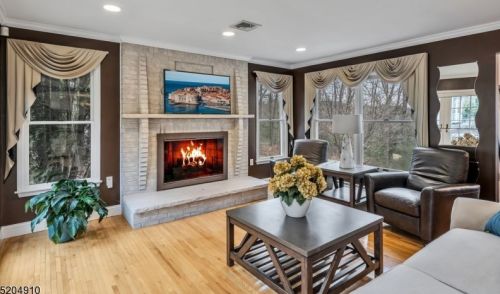 19 Marisa Ct, West Milford NJ  07480-3000 exterior