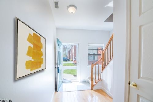 29 Allister Ct, Lincoln Park, NJ 07035-1762
