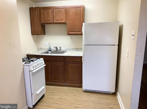 2318 Huntingdon Pike, Huntingdon Valley PA  19006-6110 exterior