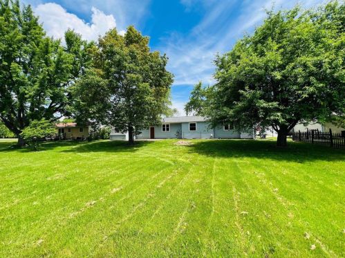 2870 Manitowoc Rd, Green Bay, WI 54311-6637