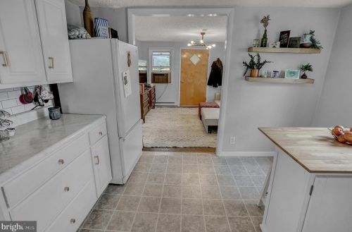 3518 Euclid St, Harrisburg PA  17111-2136 exterior