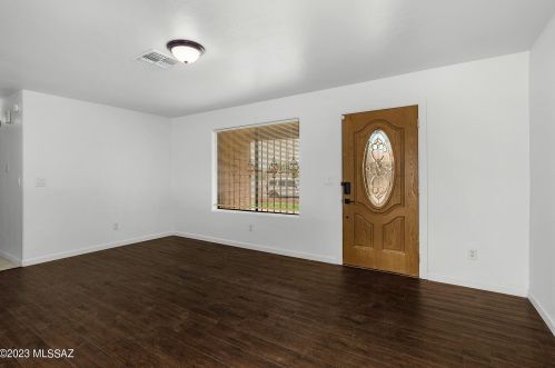 7516 Tenderfoot Dr, Tucson AZ  85757-8549 exterior