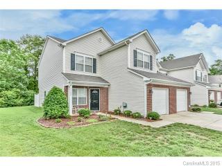 11957 Stratfield Place Cir, Pineville NC  28134-7325 exterior