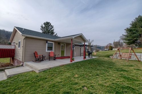3 Allison Rd, Bulger, PA 15019-2013