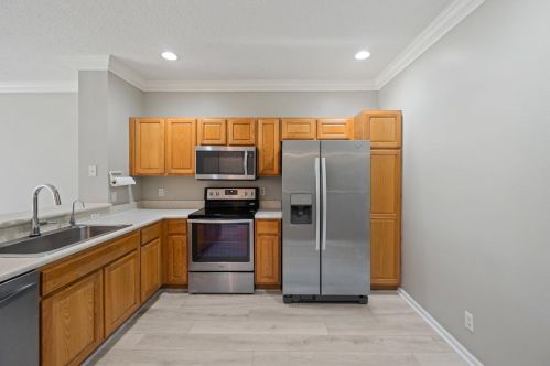 8084 Briantea Dr, Boynton Beach FL  33472-2745 exterior