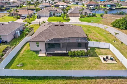 3411 4th St, Cape Coral FL  33993-0056 exterior