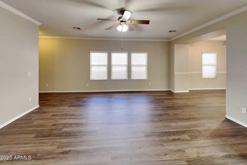 8125 Osage Ave, Mesa, AZ 85212-1638
