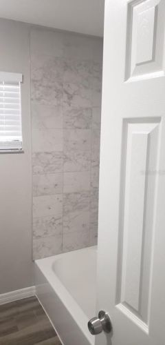 6382 Forestwood Dr, Lakeland FL 33811-2405 exterior