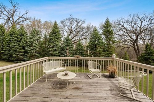 16335 42nd Ave, Minneapolis, MN 55446-2616