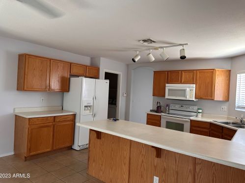 15541 Mauna Loa Ln, Sun City AZ  85379-6277 exterior