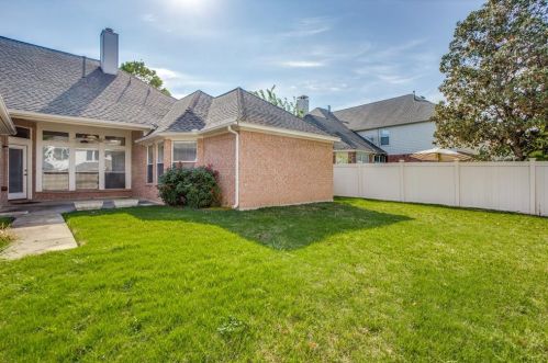 3606 Mackenzie Ln, Richardson TX  75082-2620 exterior